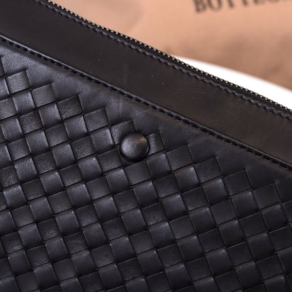 ボッテガヴェネタバッグ側面デザイン